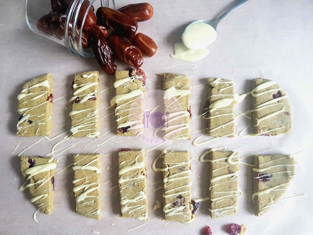 Read more about the article Vanilla Protein Bars