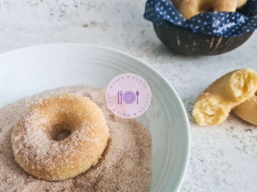 Read more about the article Baked Sugar Cinnamon Doughnuts