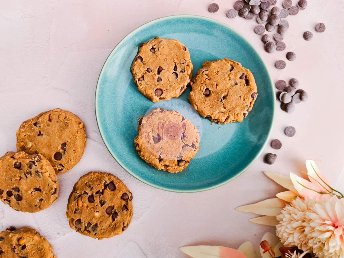 chickpea-cookies-aerial