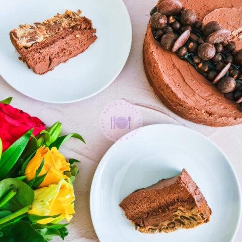Chocolate-cookie-cheesecake-aerial