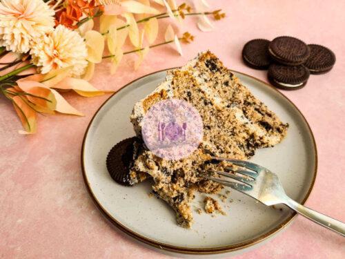 oreo-cake-fork-slice